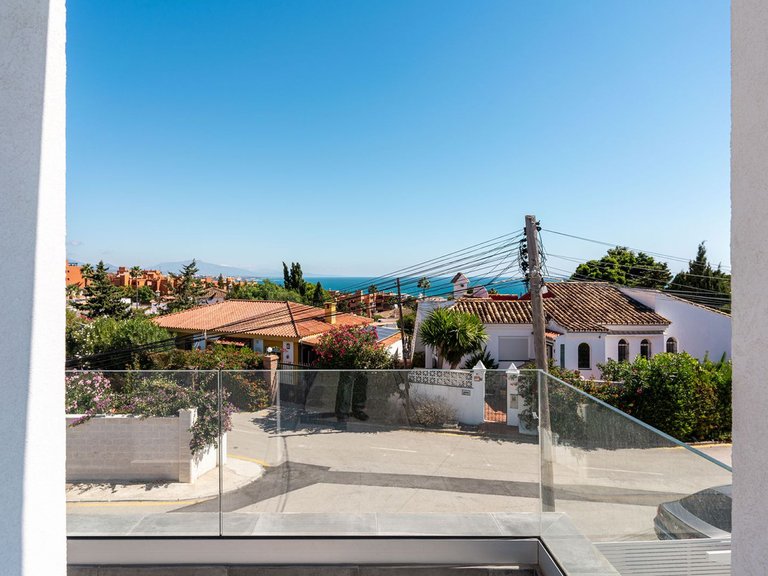 Villa for Sale in Estepona, Malaga 22