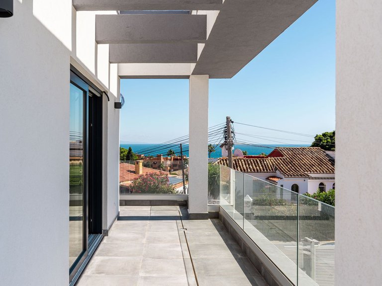 Villa for Sale in Estepona, Malaga 24