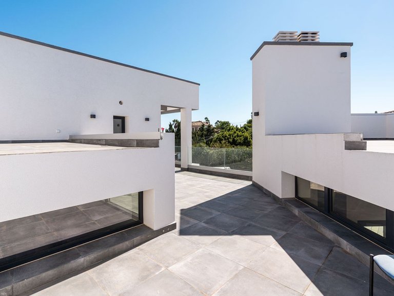 Villa for Sale in Estepona, Malaga 25