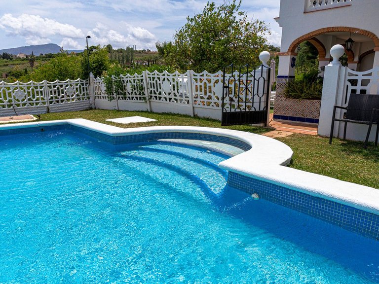 Villa for Sale in Alhaurín De La Torre, Malaga 32