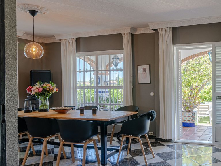 Villa for Sale in Alhaurín De La Torre, Malaga 5