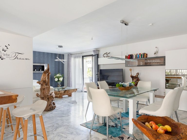 Villa for Sale in Costalita, Malaga 1
