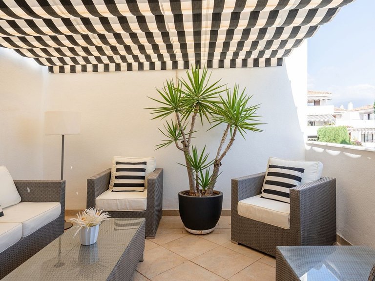 Villa for Sale in Costalita, Malaga 12