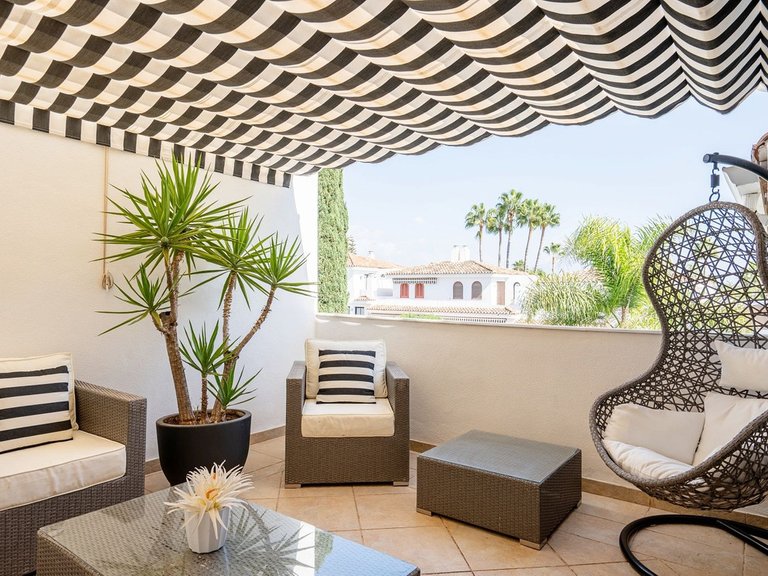 Villa for Sale in Costalita, Malaga 2