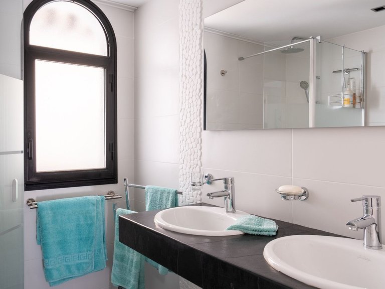 Villa for Sale in Costalita, Malaga 25