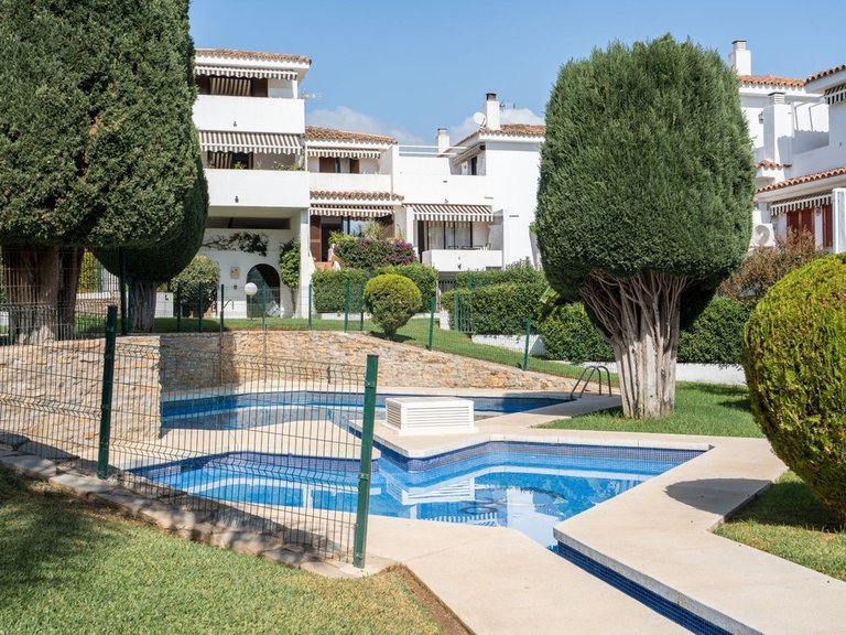 Villa for Sale in Costalita, Malaga 32