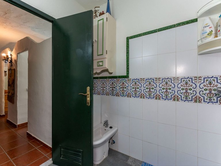 Villa for Sale in Coín, Malaga 16
