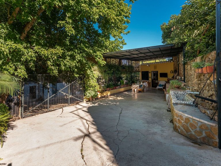 Villa for Sale in Coín, Malaga 25