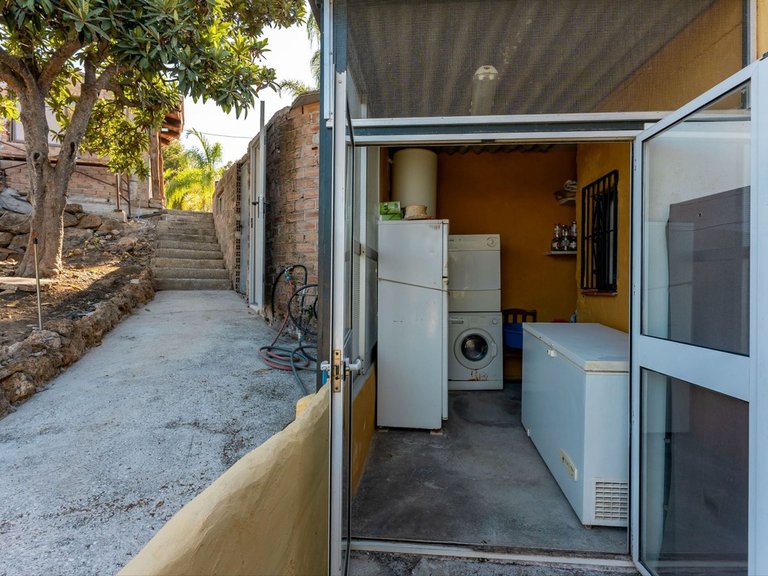Villa for Sale in Coín, Malaga 32