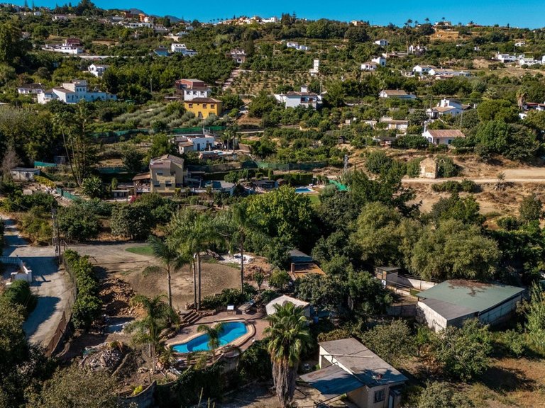 Villa for Sale in Coín, Malaga 37