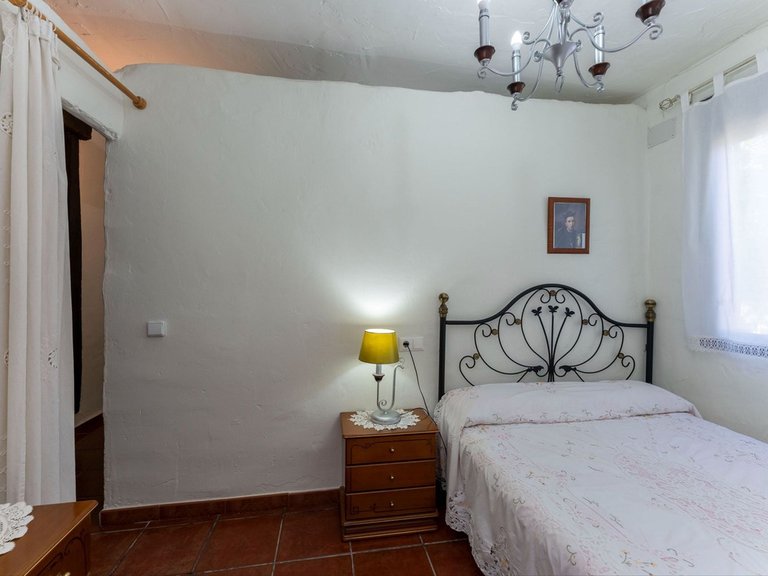 Villa for Sale in Coín, Malaga 9