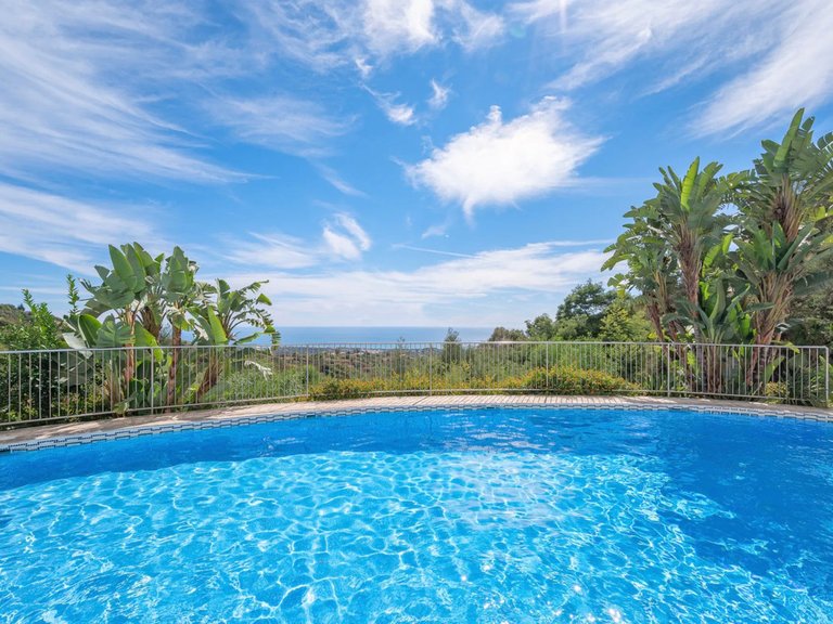 Apartment for Sale in La Mairena, Malaga 14