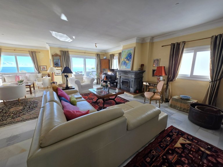 Apartment for Sale in La Mairena, Malaga 5