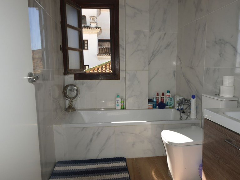 Apartment for Sale in La Duquesa, Malaga 8