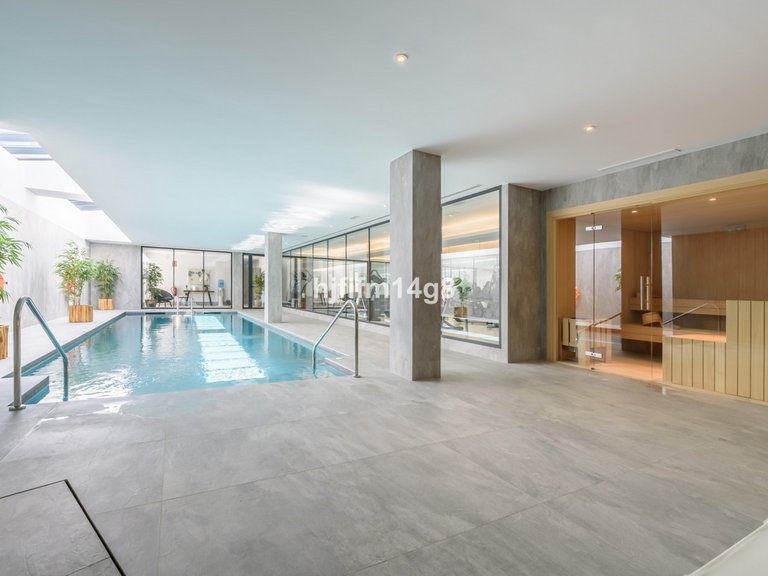 Apartment for Sale in Nueva Andalucía, Malaga 24