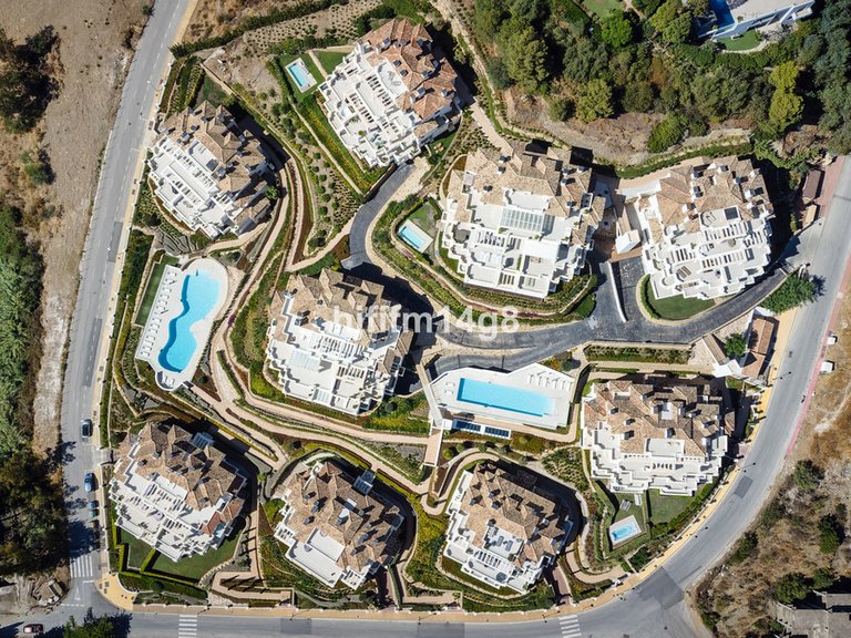 Apartment for Sale in Nueva Andalucía, Malaga 30