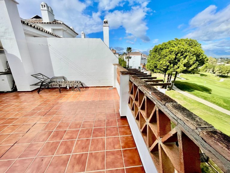 Villa for Sale in Alhaurín De La Torre, Malaga 1