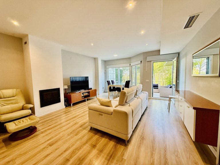 Villa for Sale in Alhaurín De La Torre, Malaga 6