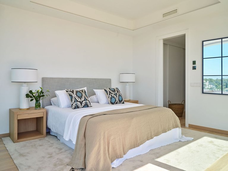 Villa for Sale in Marbella, Malaga 10