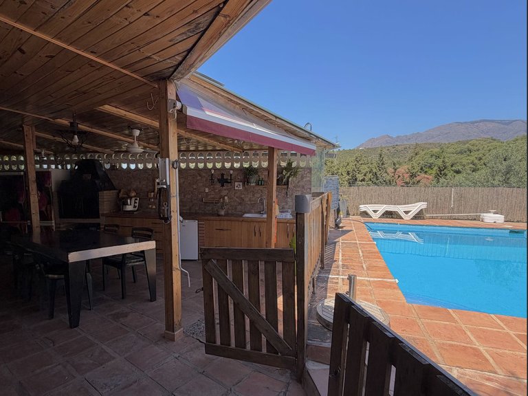 Country House for Sale in Costa del Sol, Estepona, Malaga 9