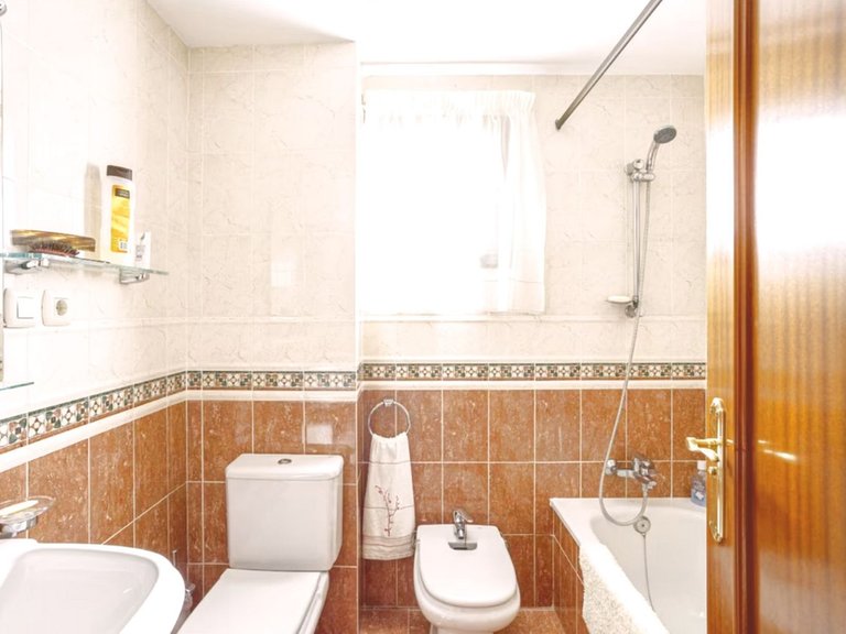 Apartment for Sale in Fuengirola, Malaga 17
