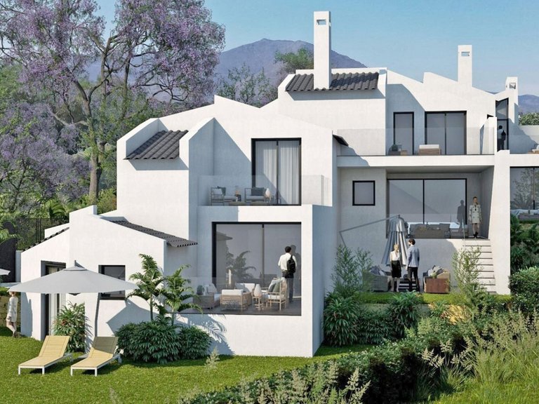 Villa for Sale in Estepona, Malaga 4