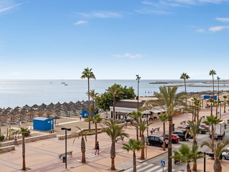 Apartment for Sale in Fuengirola, Malaga 25