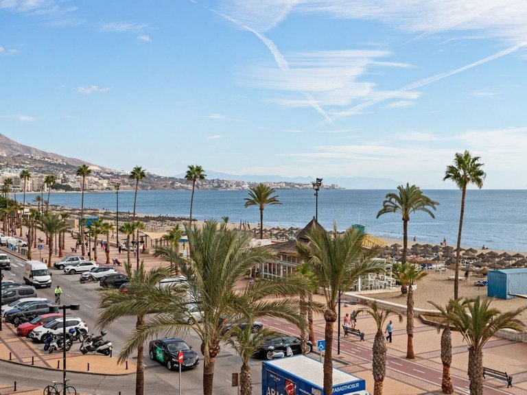 Apartment for Sale in Fuengirola, Malaga 26