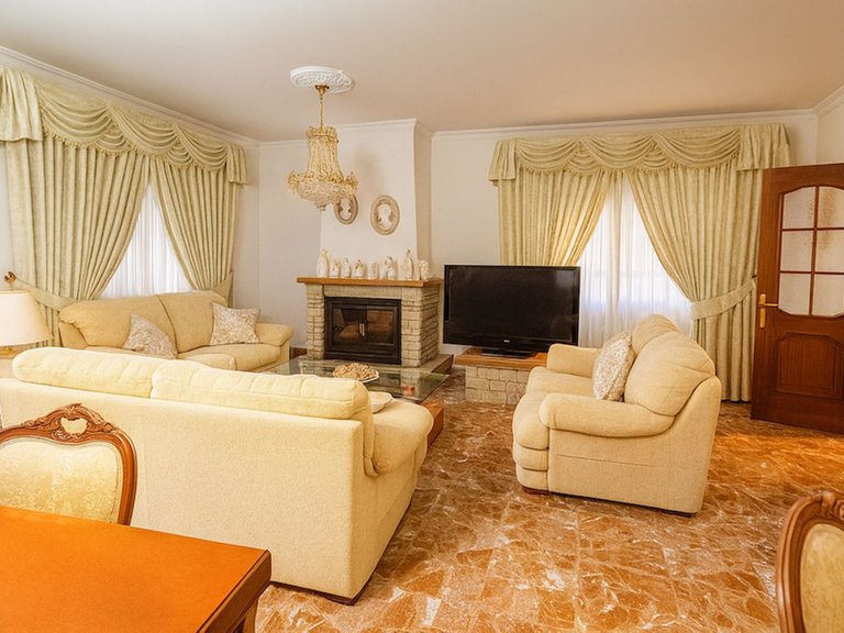 Villa for Sale in Torremolinos, Malaga 25