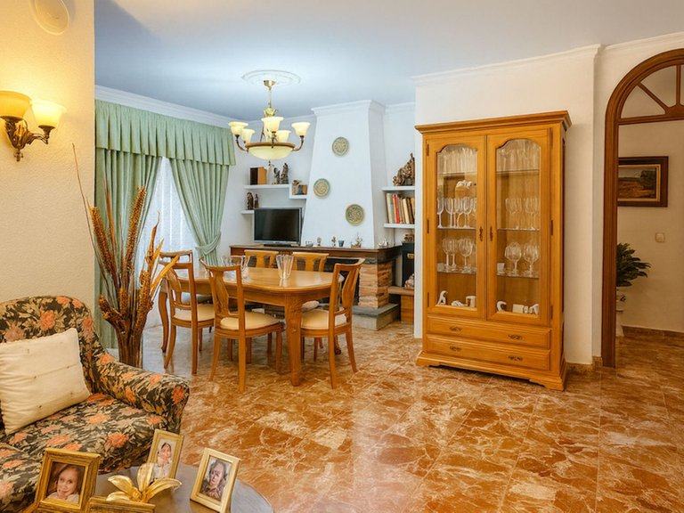 Villa for Sale in Torremolinos, Malaga 8