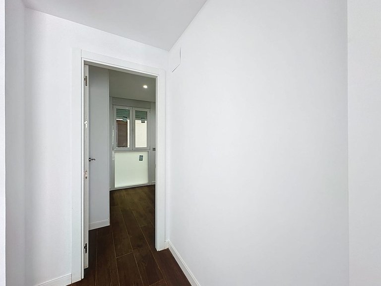 Apartment for Sale in Malagueta, Malaga 14