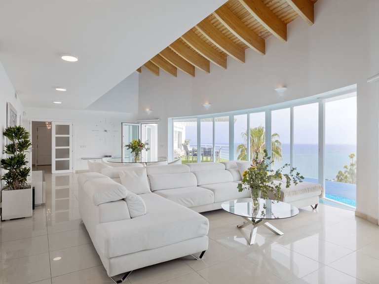 Villa for Sale in Benalmadena Costa, Malaga 14