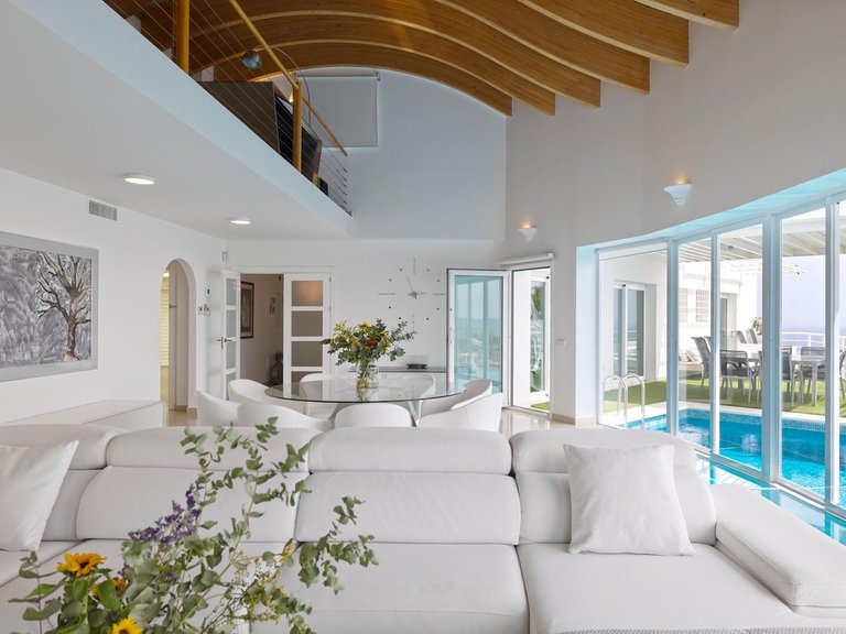 Villa for Sale in Benalmadena Costa, Malaga 17