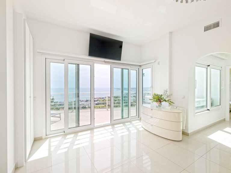 Villa for Sale in Benalmadena Costa, Malaga 24