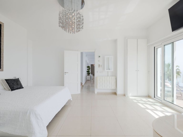 Villa for Sale in Benalmadena Costa, Malaga 34