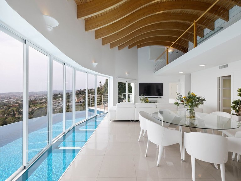 Villa for Sale in Benalmadena Costa, Malaga 4