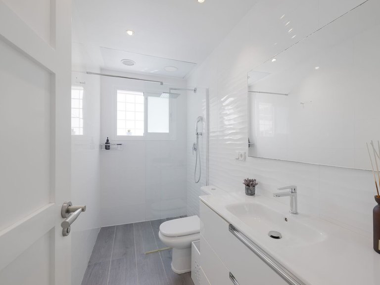 Villa for Sale in Benalmadena Costa, Malaga 79