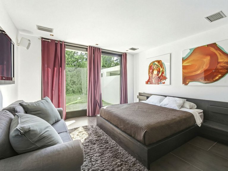 Villa for Sale in Guadalmina Baja, Malaga 26