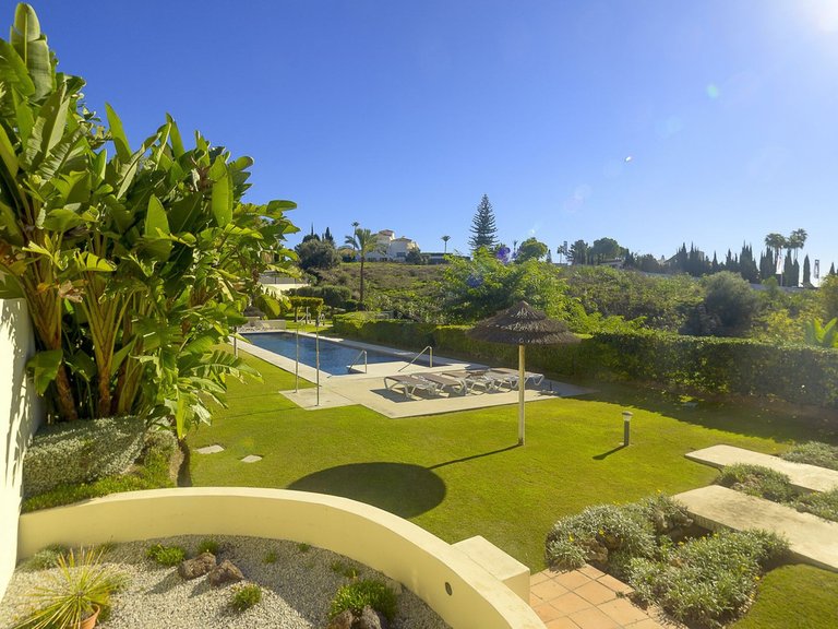 Apartment for Sale in Nueva Andalucía, Malaga 15