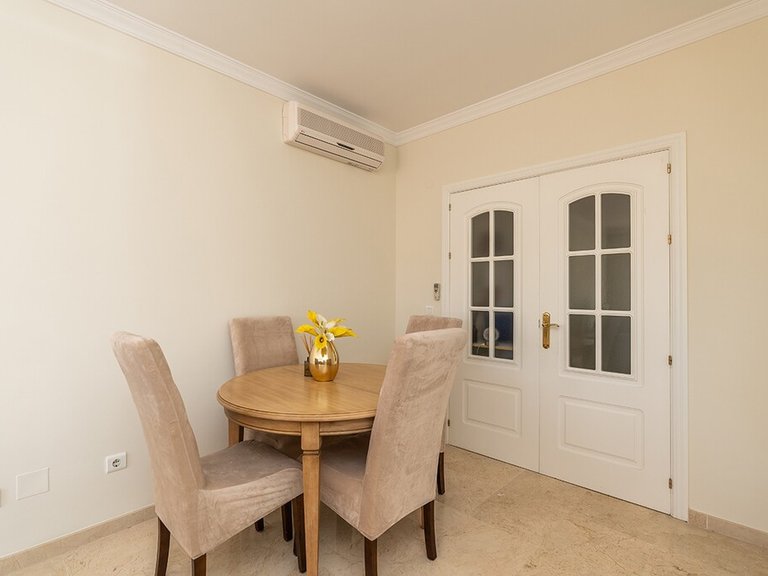 Apartment for Sale in Marbella, Malaga 15