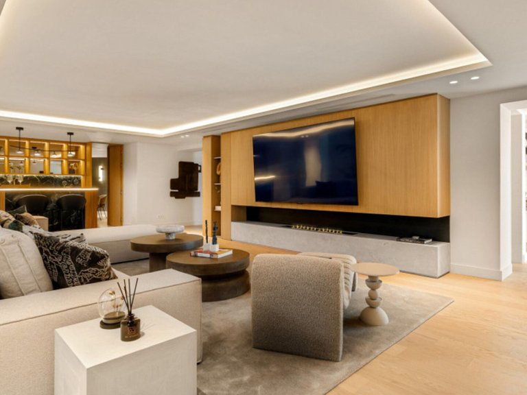 Villa for Sale in Nueva Andalucía, Malaga 19
