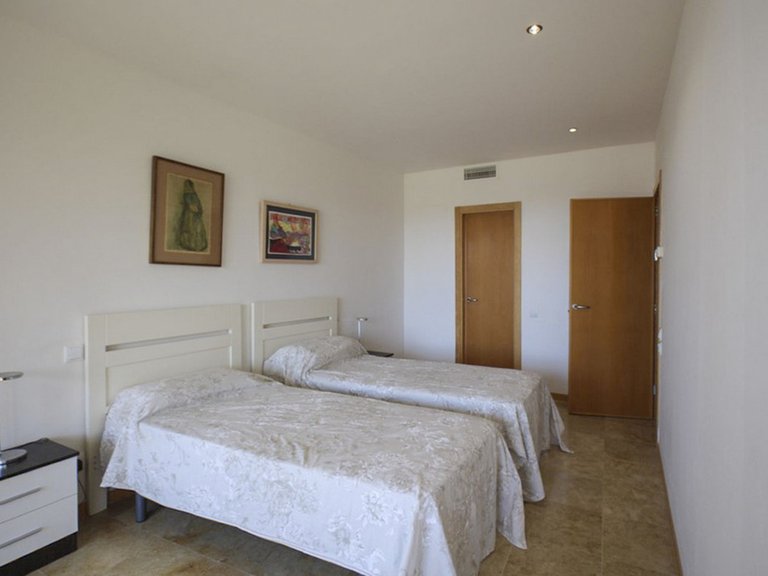 Apartment for Sale in Marbella, Malaga 12