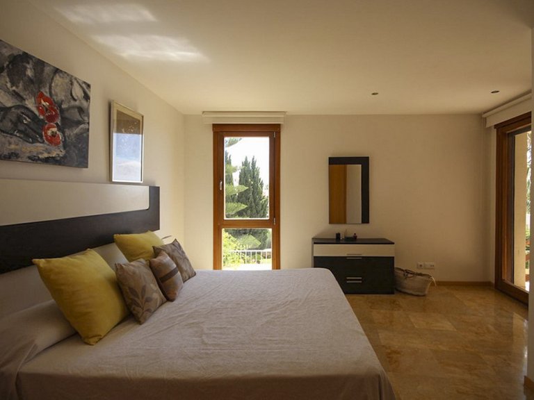 Apartment for Sale in Marbella, Malaga 14
