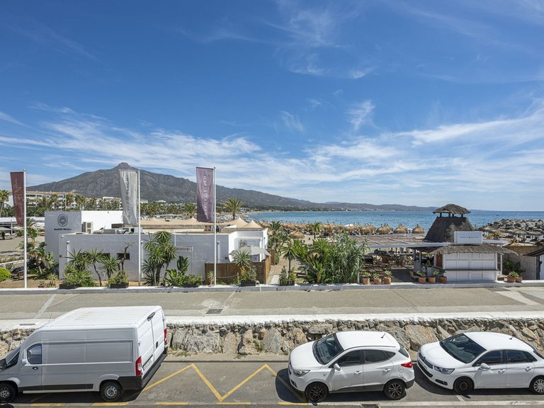 Apartment for Sale in Puerto Banús, Malaga 20