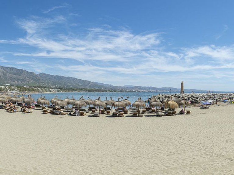 Apartment for Sale in Puerto Banús, Malaga 32