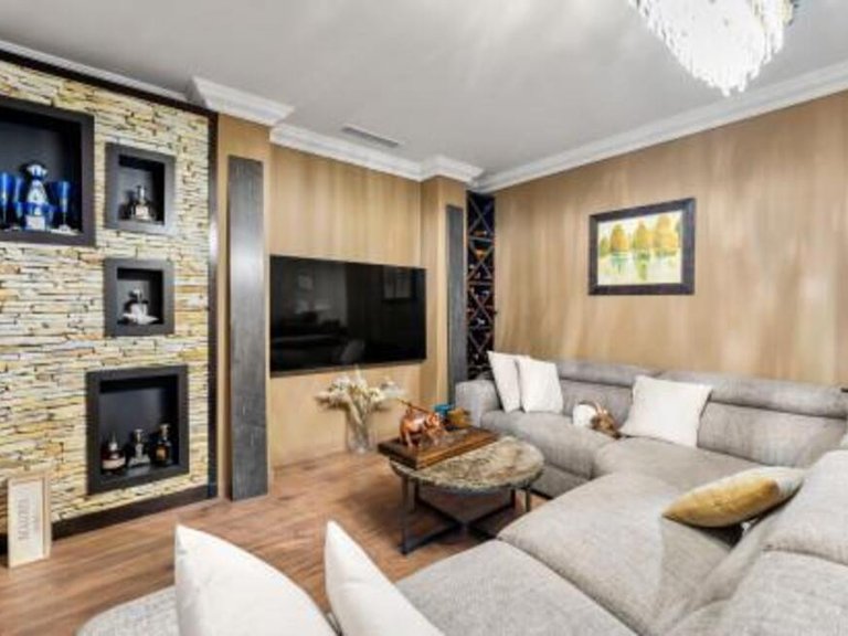 Apartment for Sale in Benahavís, Malaga 3