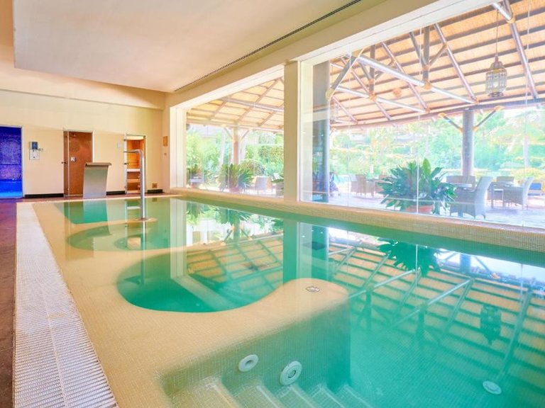 Apartment for Sale in Benahavís, Malaga 31