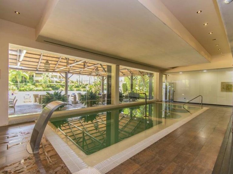 Apartment for Sale in Benahavís, Malaga 33