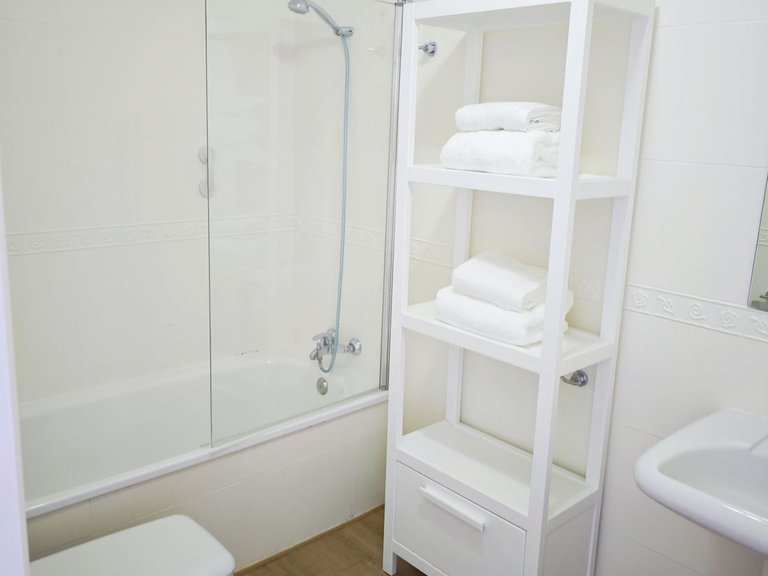 Apartment for Sale in Los Pacos, Malaga 26