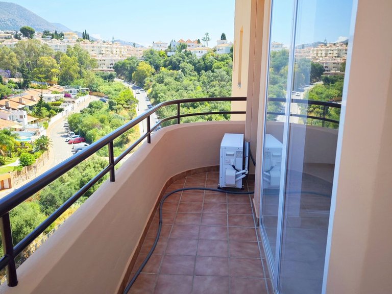Apartment for Sale in Los Pacos, Malaga 32